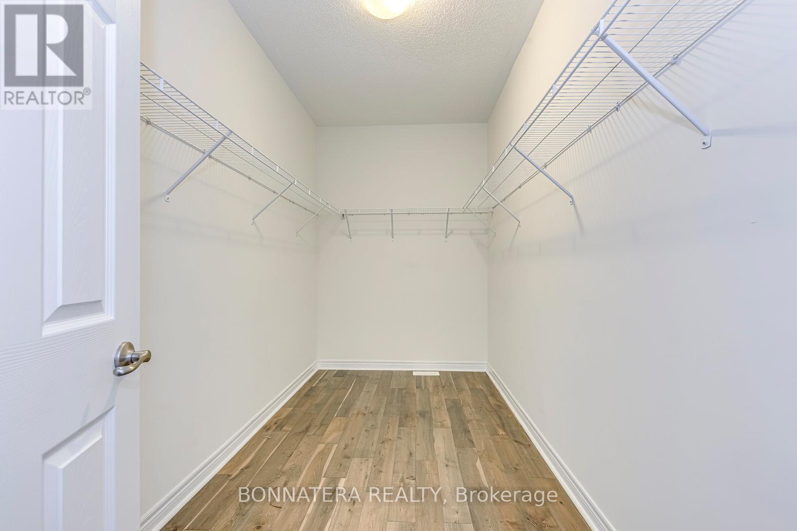 230 Jessie Caverhill Pass, Oakville, Ontario  L6M 0Z6 - Photo 27 - W12669574