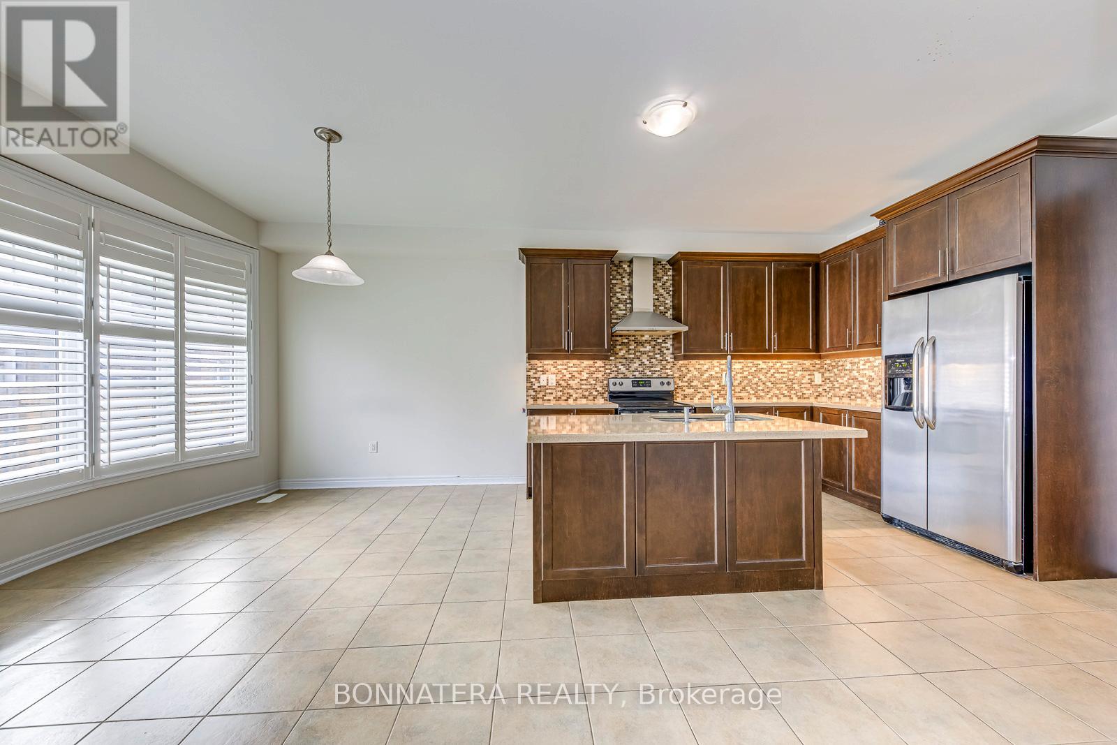 230 Jessie Caverhill Pass, Oakville, Ontario  L6M 0Z6 - Photo 9 - W12669574