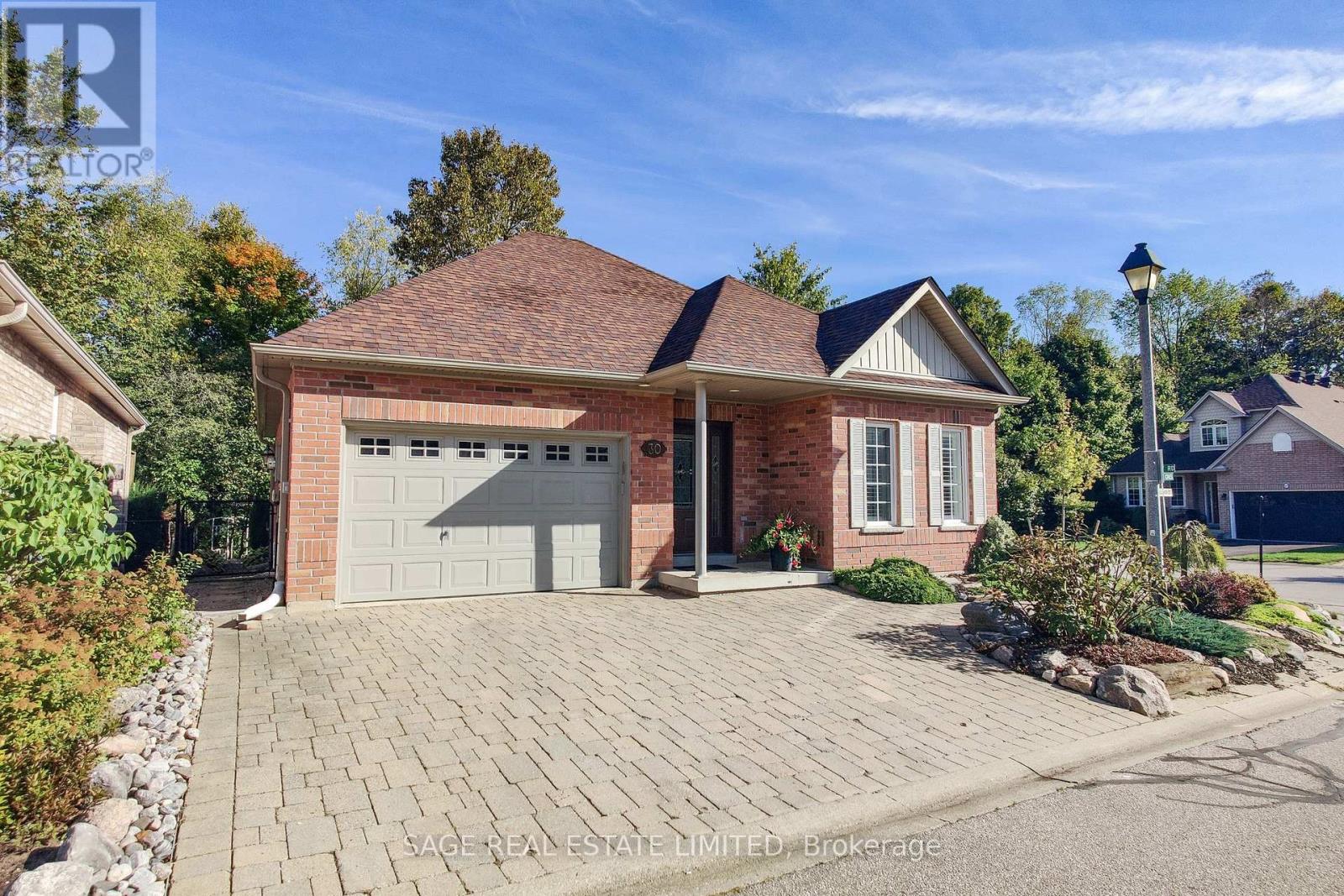 30 Nailsworth Crescent, Caledon, Ontario  L7C 1R3 - Photo 2 - W12669580