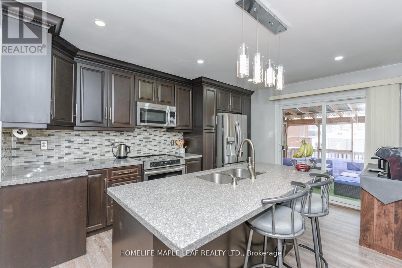 100 Alaskan Summit Court W, Brampton, Ontario  L6R 1N9 - Photo 18 - W12669584