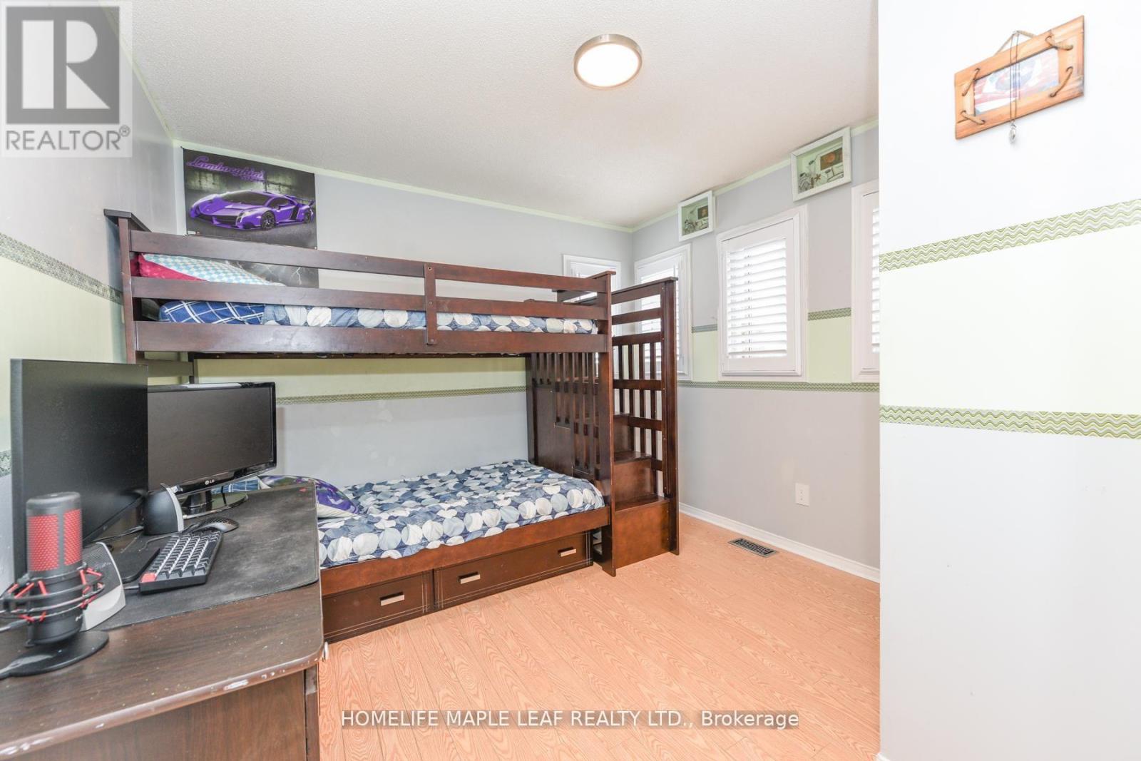 100 Alaskan Summit Court W, Brampton, Ontario  L6R 1N9 - Photo 33 - W12669584