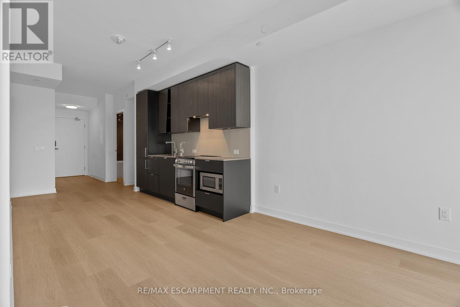 3413 - 3883 Quartz Road, Mississauga, Ontario  L5B 0M4 - Photo 11 - W12669610