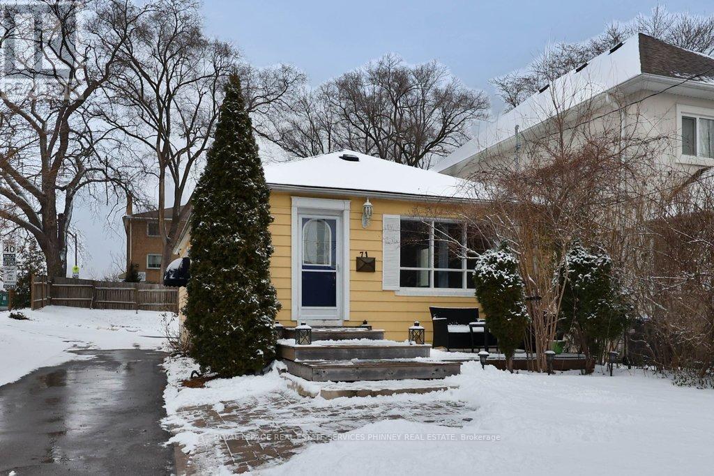 71 MISSISSAUGA ROAD N, Mississauga, Ontario