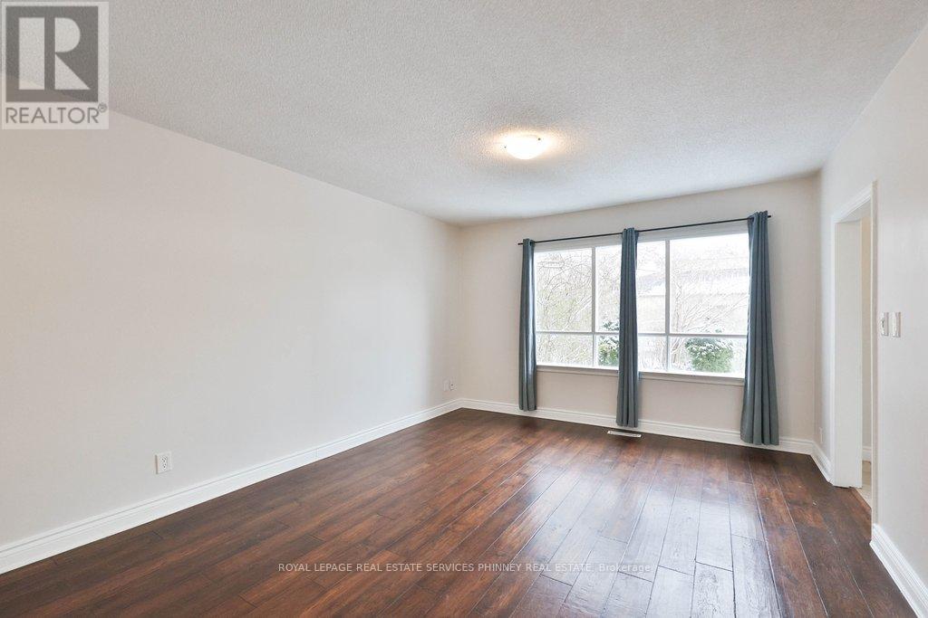 71 Mississauga Road N, Mississauga, Ontario  L5H 2H9 - Photo 8 - W12669622