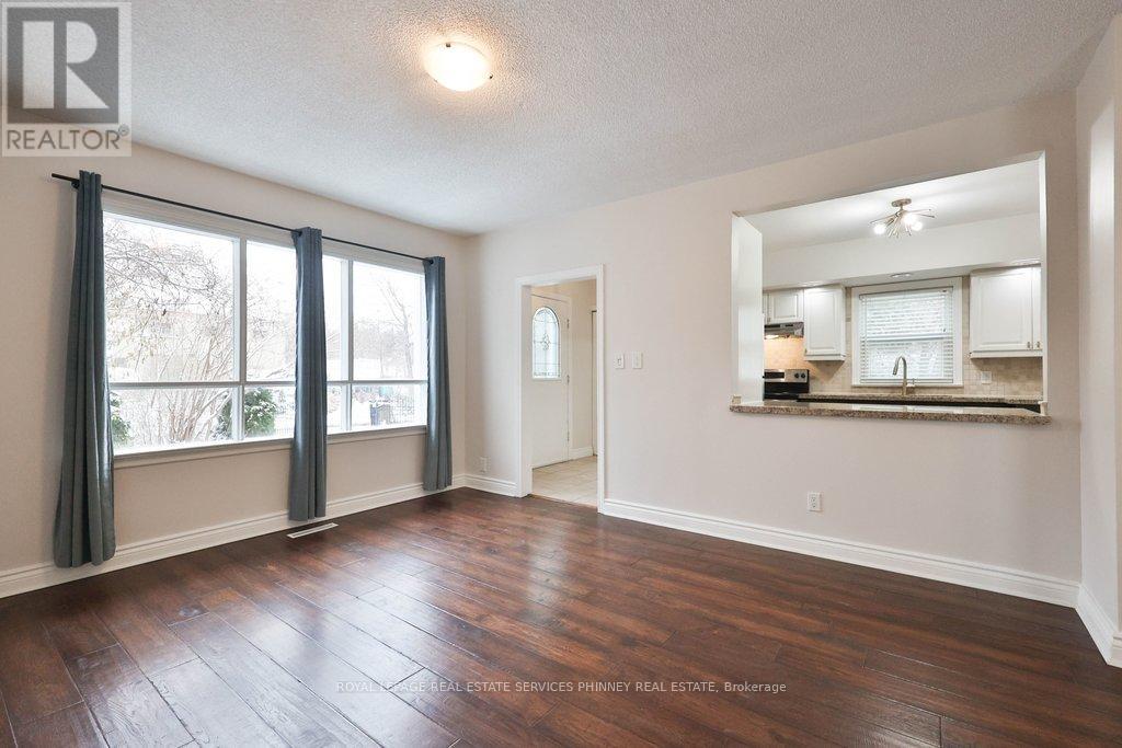 71 Mississauga Road N, Mississauga, Ontario  L5H 2H9 - Photo 9 - W12669622