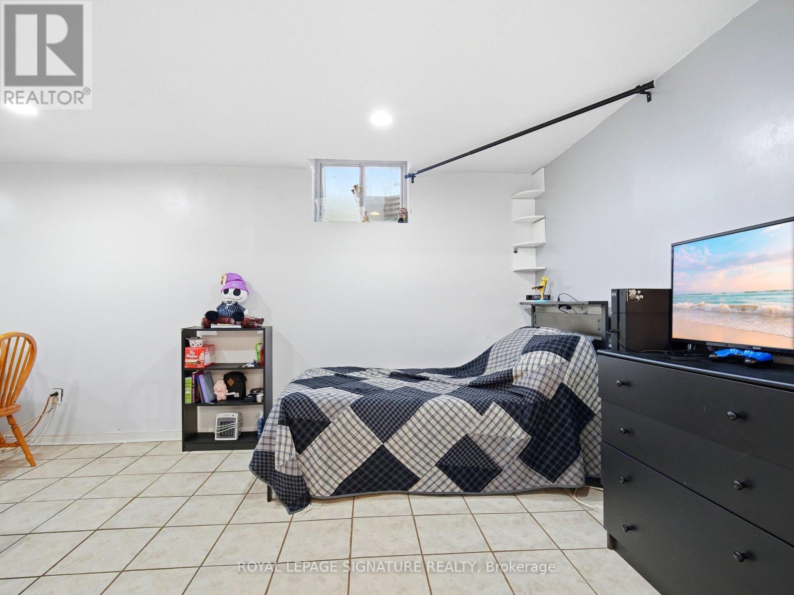 88 Harridine Road, Brampton, Ontario  L6X 2X2 - Photo 35 - W12669646