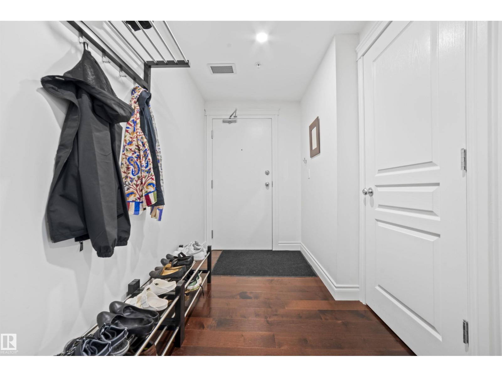 #405 10232 115 St Nw Nw, Edmonton, Alberta  T5K 1T8 - Photo 4 - E4469192