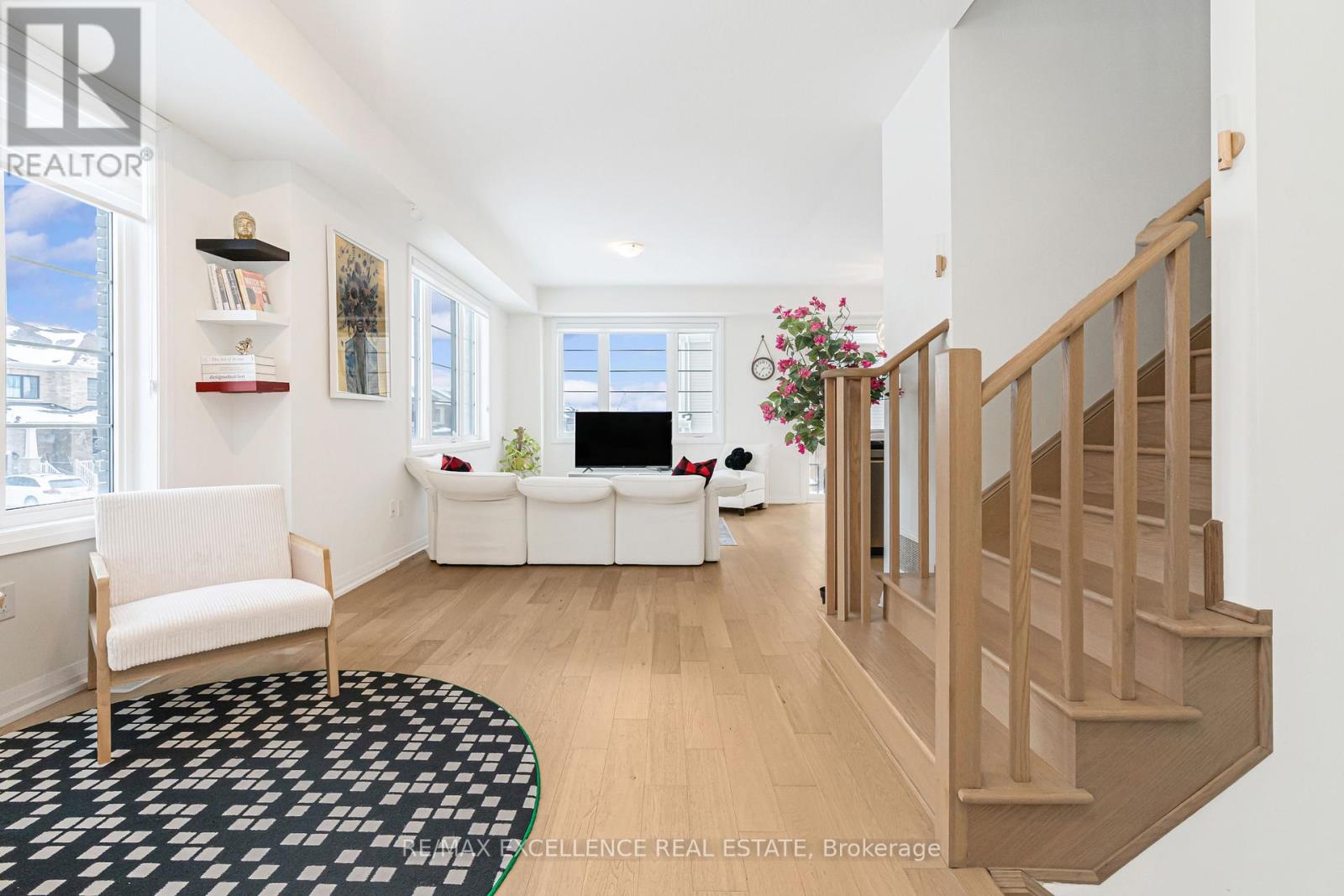 60 Granville Crescent, Haldimand, Ontario  N3W 0J6 - Photo 6 - X12669666