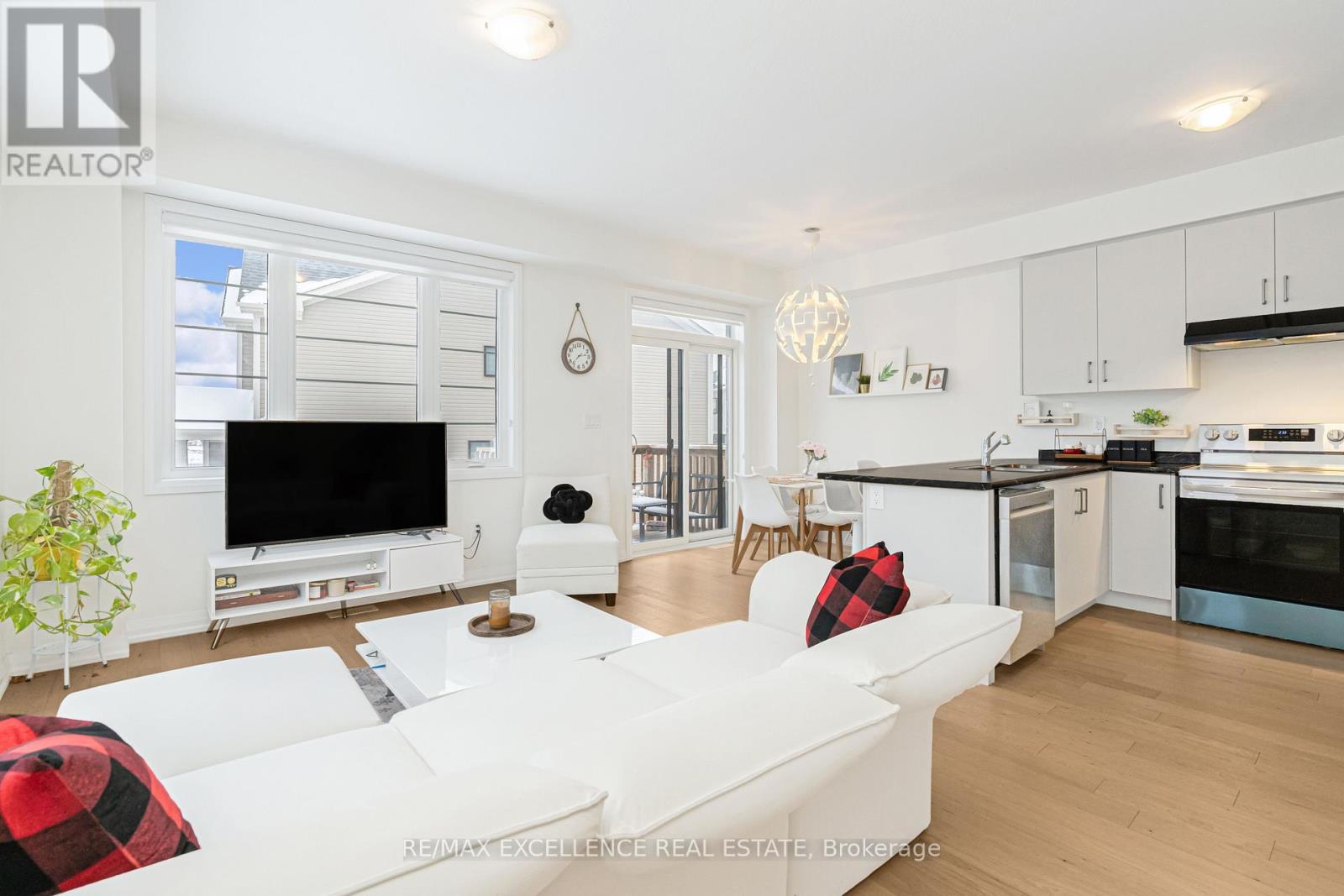 60 Granville Crescent, Haldimand, Ontario  N3W 0J6 - Photo 9 - X12669666