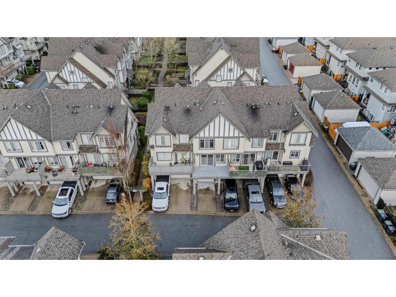 82 20038 70 Avenue, Langley, British Columbia V2Y 0B4 - Photo 2 - R3076353