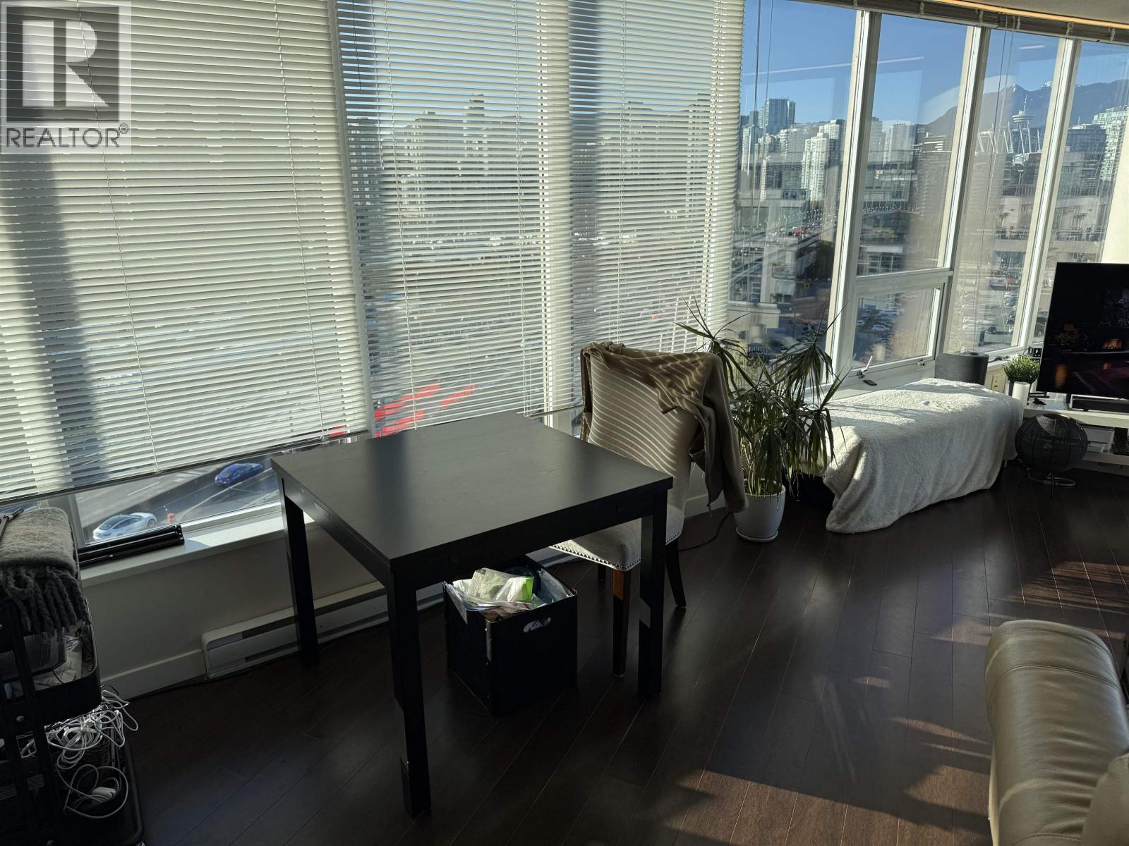 1404 445 W 2nd Avenue, Vancouver, British Columbia  V5Y 0E8 - Photo 3 - R3076383