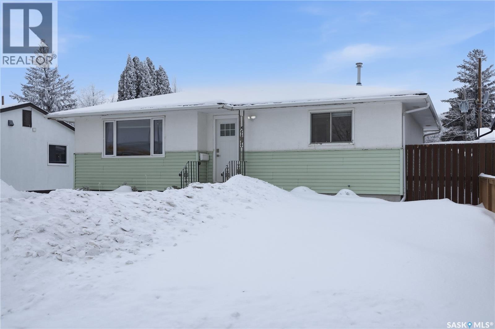 513 W Avenue N, Saskatoon, Saskatchewan  S7L 3H2 - Photo 2 - SK026261