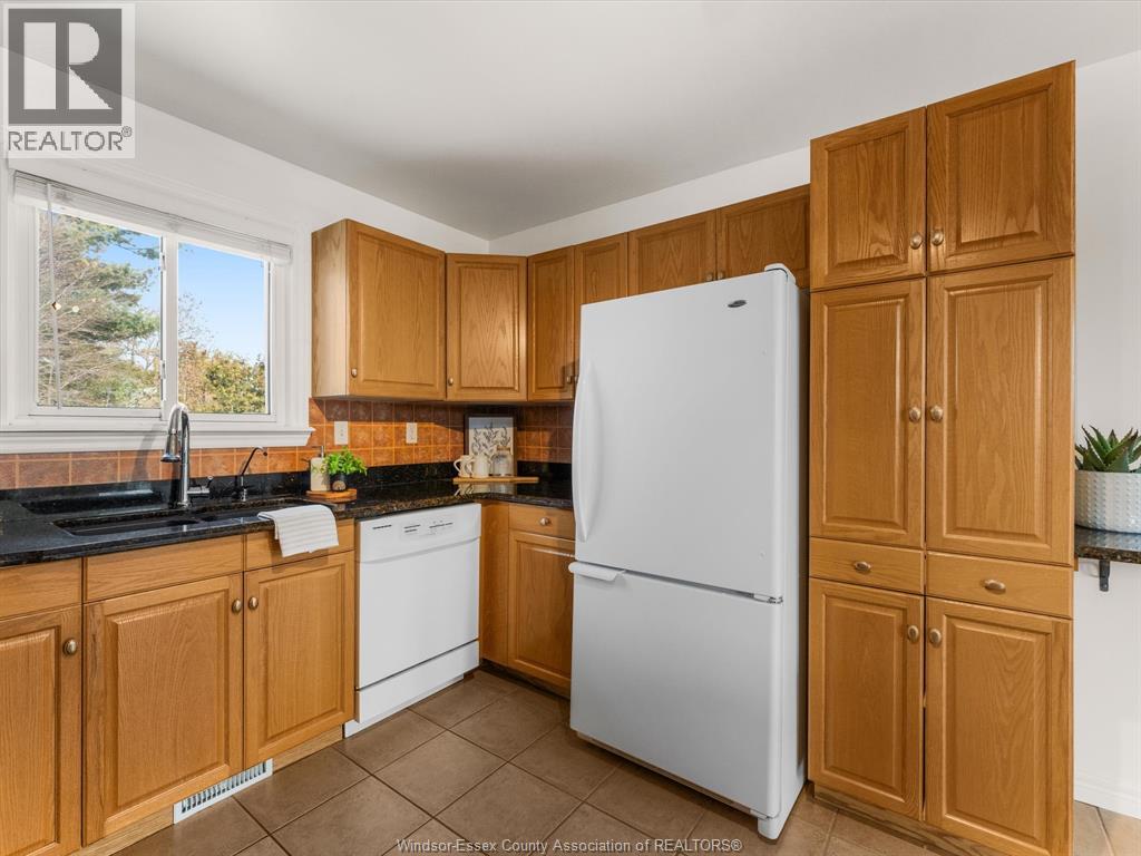 12470 Little River Blvd, Tecumseh, Ontario  N8N 4V4 - Photo 17 - 26000245