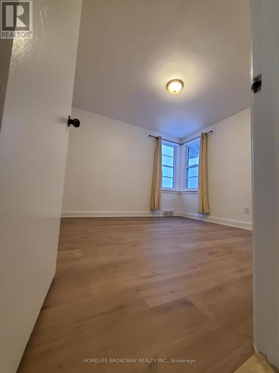 Main And Second Floors - 9 Lamont Avenue, Toronto, Ontario  M1S 1A8 - Photo 10 - E12665948