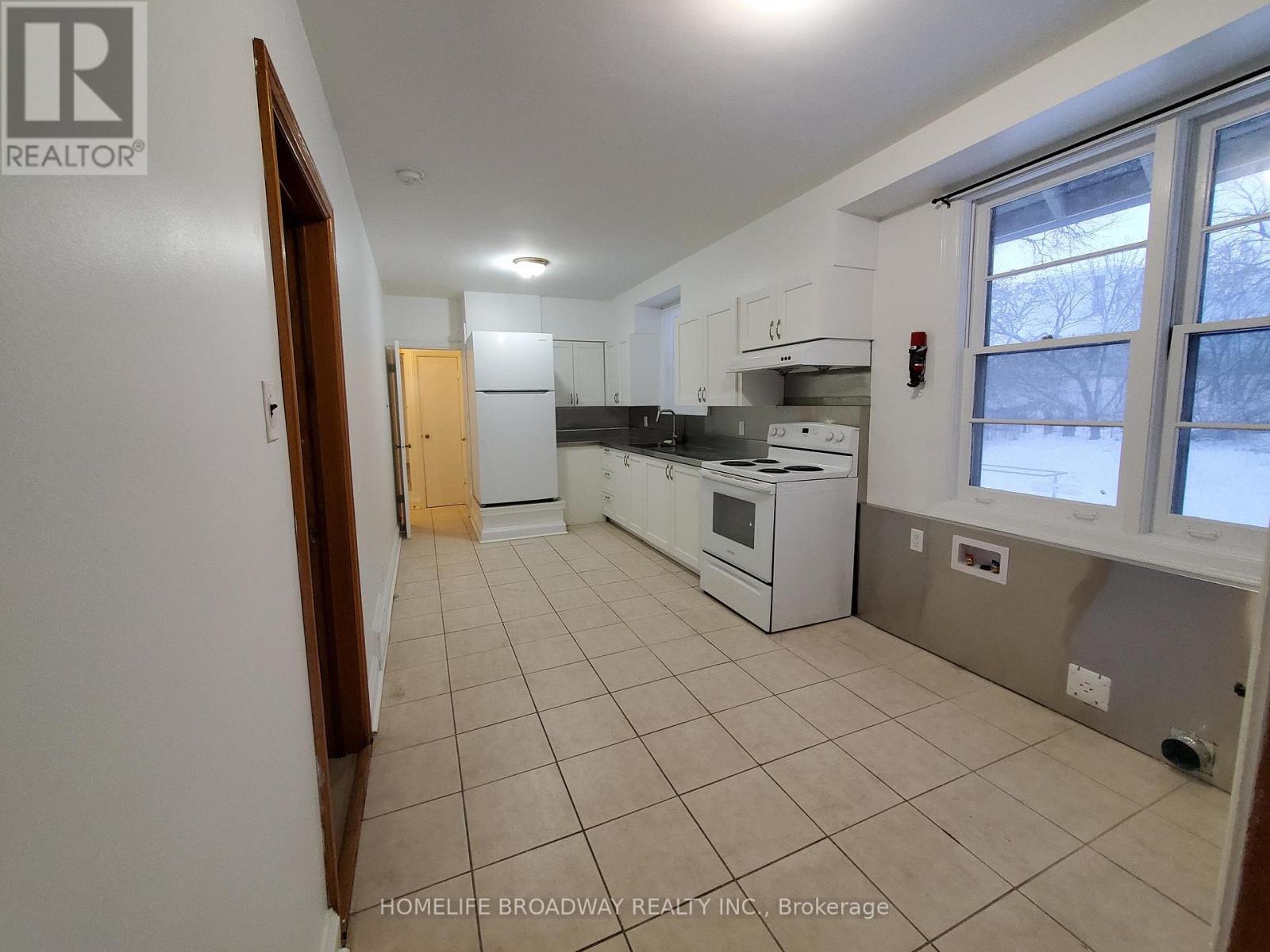 Main And Second Floors - 9 Lamont Avenue, Toronto, Ontario  M1S 1A8 - Photo 12 - E12665948