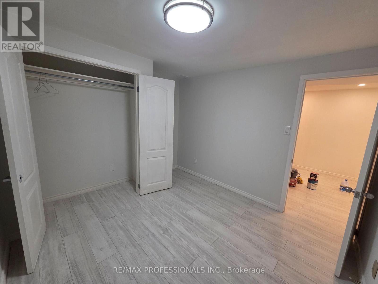 31 Lower - 3079 Fifth Line W, Mississauga, Ontario  L5L 3T1 - Photo 9 - W12669432