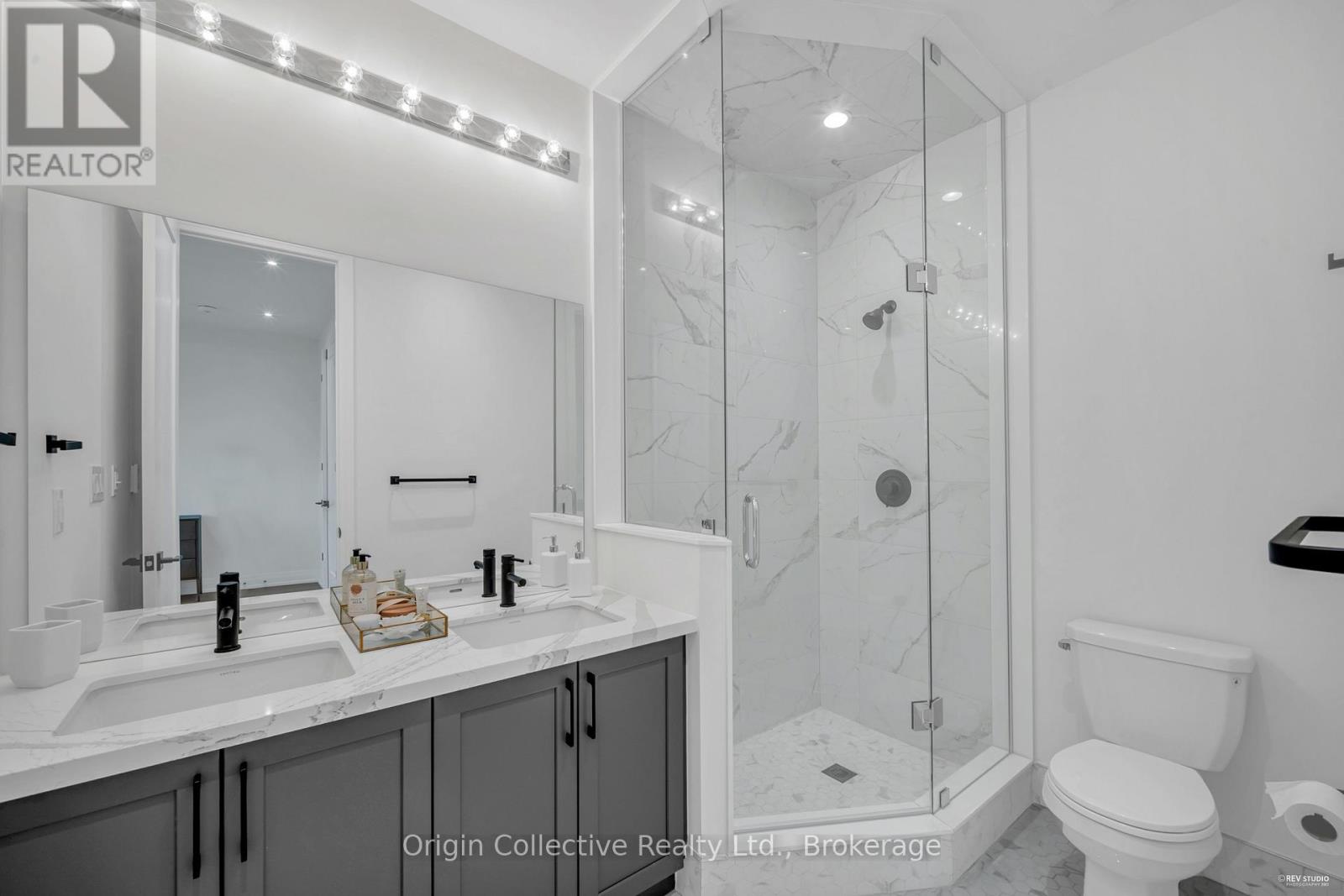 6 Howick Lane, Richmond Hill, Ontario  L4C 5T1 - Photo 29 - N12407431