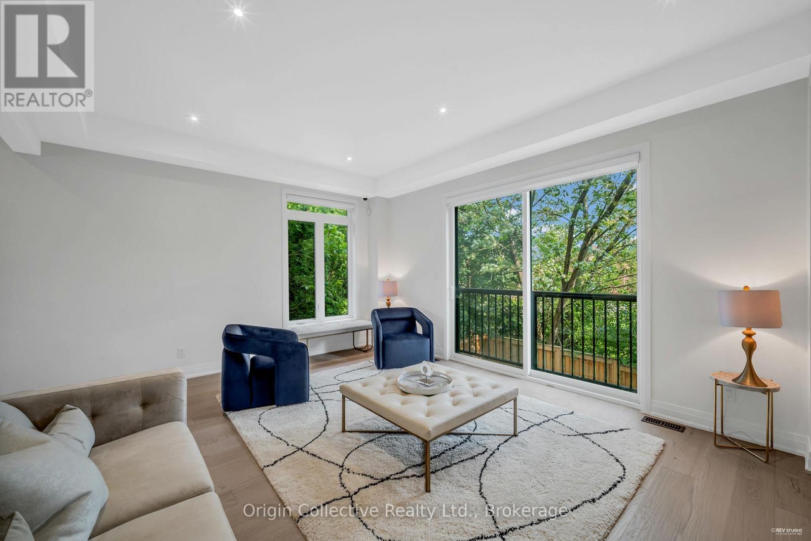 6 Howick Lane, Richmond Hill, Ontario  L4C 5T1 - Photo 3 - N12407431