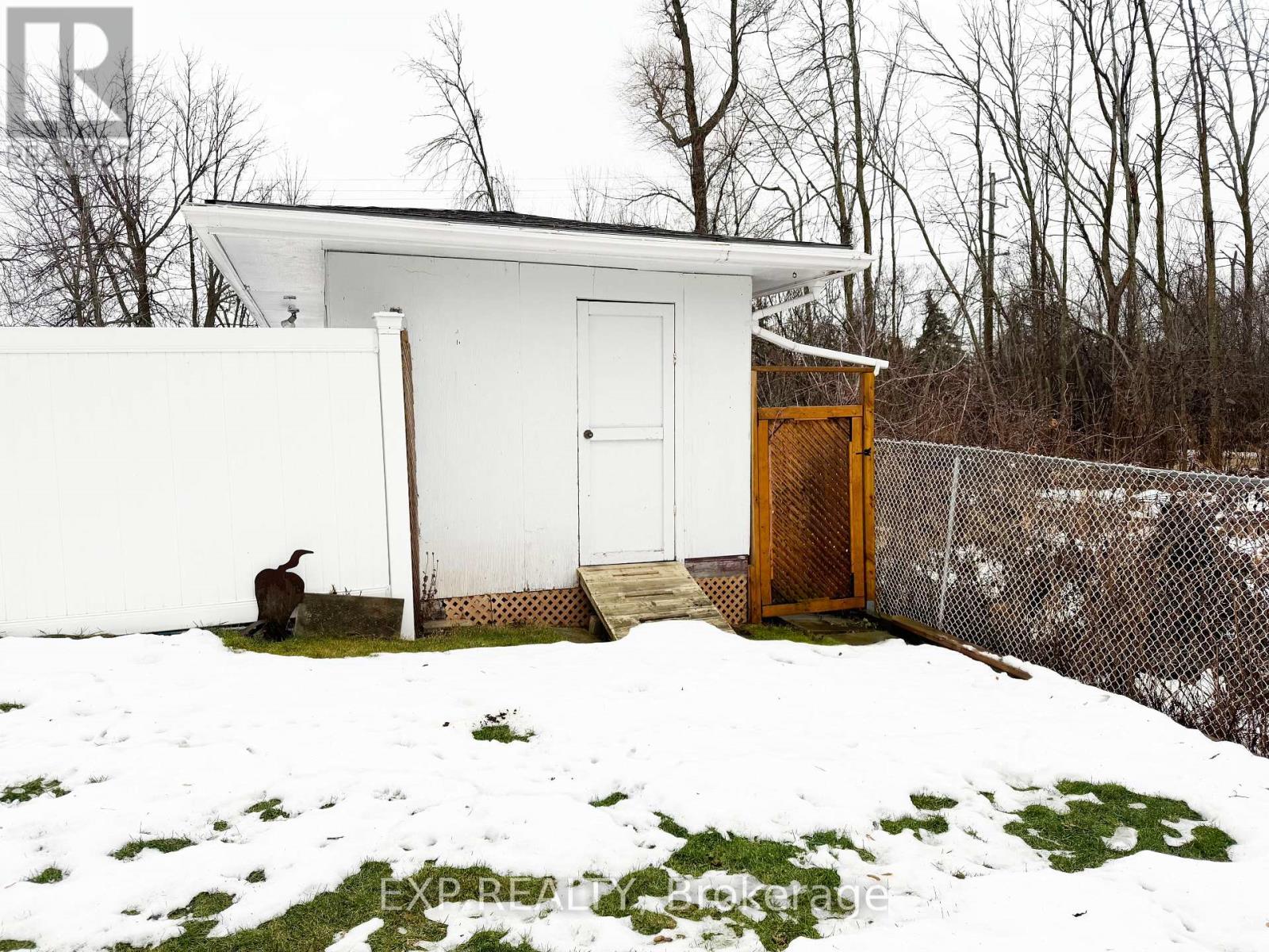 14 Dixie Place, Belleville, Ontario  K8P 5A9 - Photo 3 - X12669818