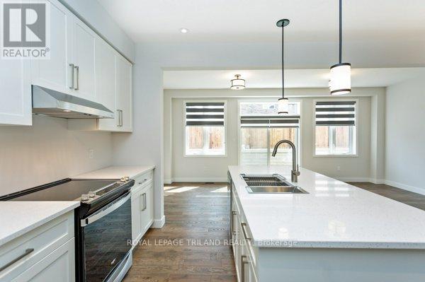 22 - 3025 Doyle Drive, London South, Ontario  N6M 0H2 - Photo 21 - X12669776