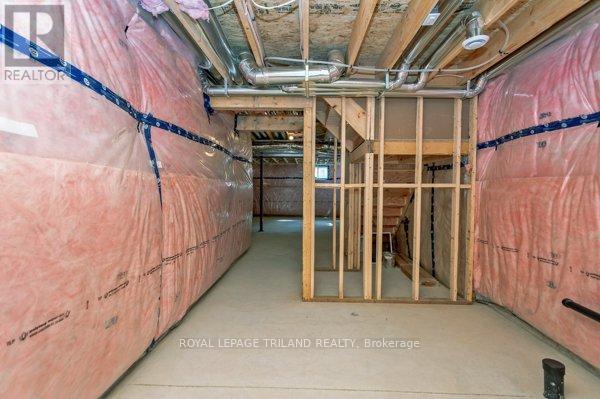 22 - 3025 Doyle Drive, London South, Ontario  N6M 0H2 - Photo 41 - X12669776