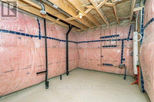 22 - 3025 Doyle Drive, London South, Ontario  N6M 0H2 - Photo 43 - X12669776