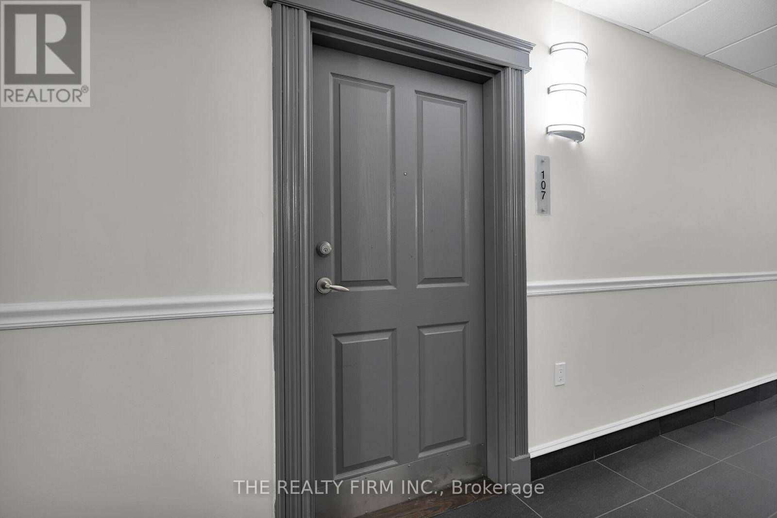 107 - 353 Commissioners Road W, London South, Ontario  N6J 0A3 - Photo 5 - X12669830