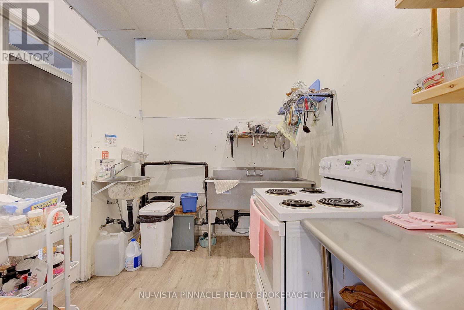 5 - 276 Wharncliffe Road, London North, Ontario  N6H 2C3 - Photo 19 - X12669834