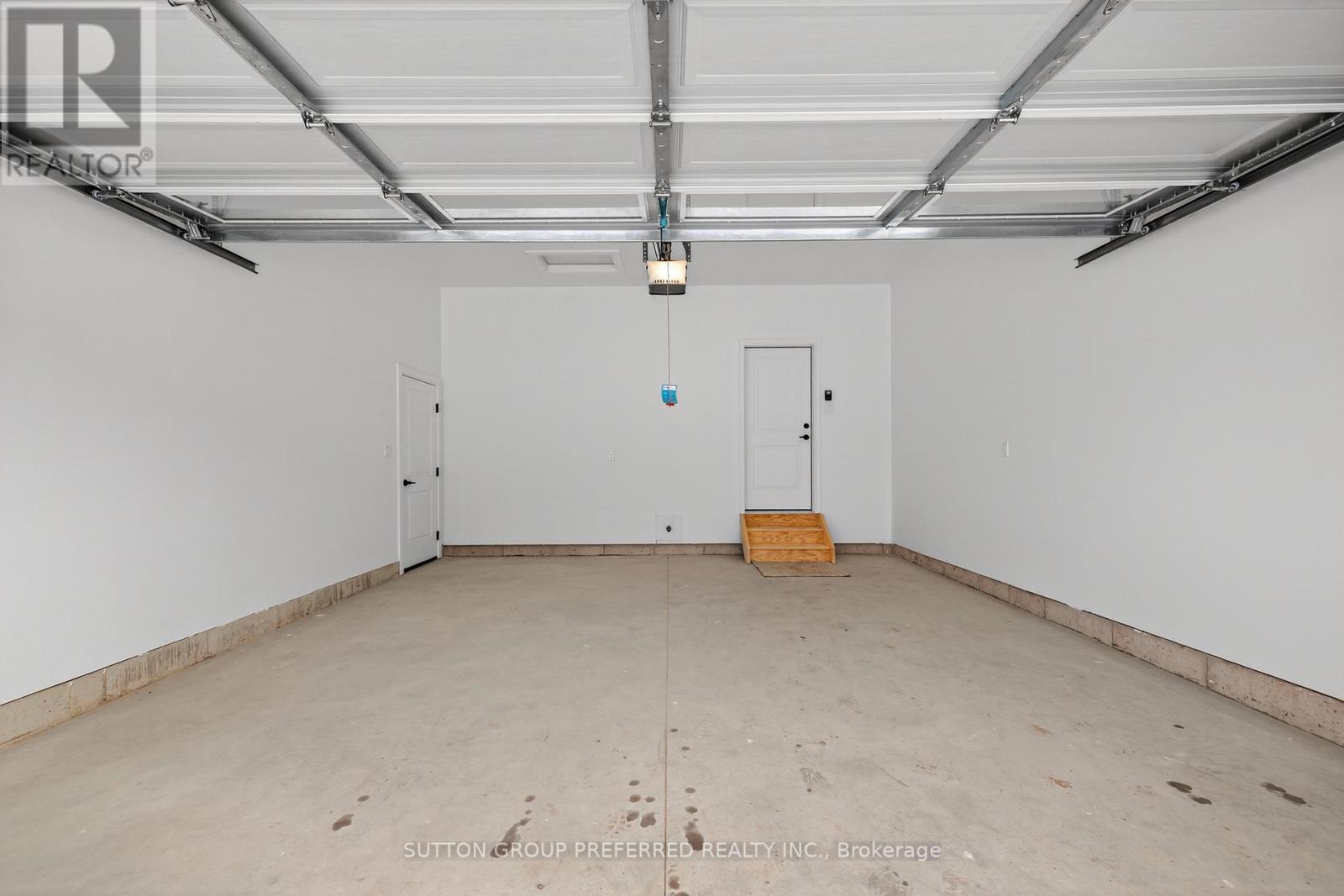 37 Ayrshire Avenue, St. Thomas, Ontario  N5P 3S6 - Photo 36 - X12669860