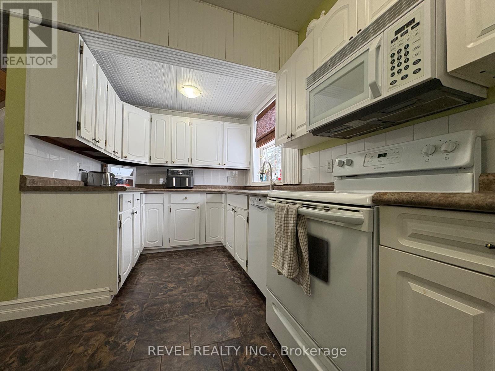 147 Fifteenth Avenue, Cochrane, Ontario  P0L 1C0 - Photo 12 - T12669768