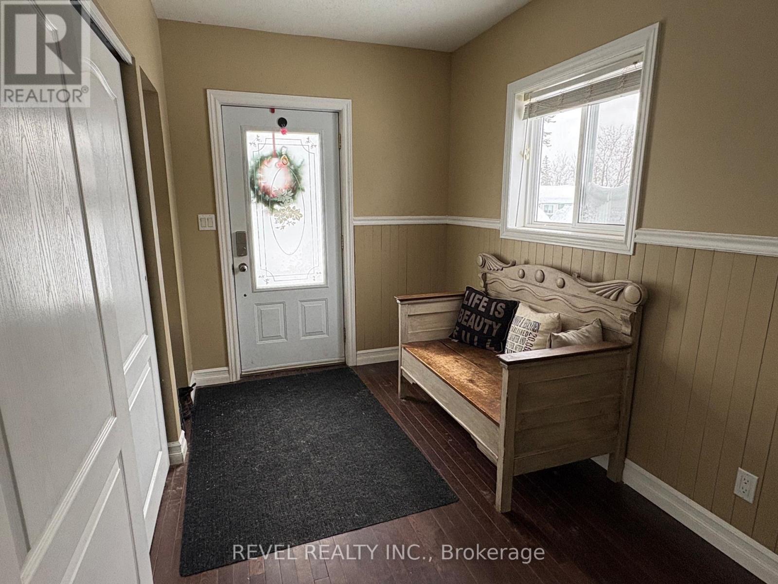 147 Fifteenth Avenue, Cochrane, Ontario  P0L 1C0 - Photo 4 - T12669768