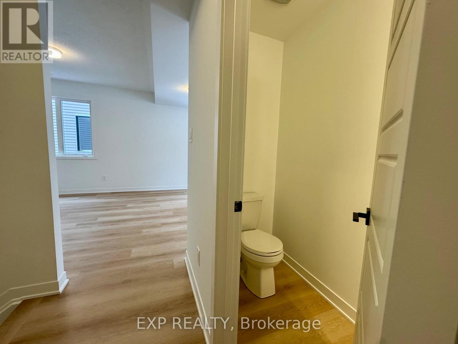 607 Bee Pollen Way, Ottawa, Ontario  K2W 0N9 - Photo 8 - X12669832