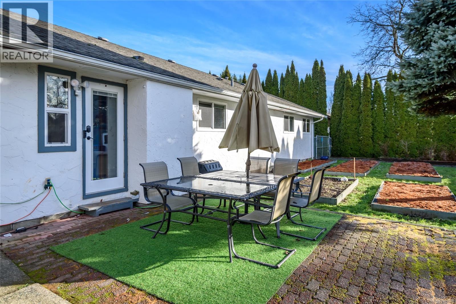 1935 Cousins Ave, Courtenay, British Columbia V9N 3N4 - Photo 41 - 1022570