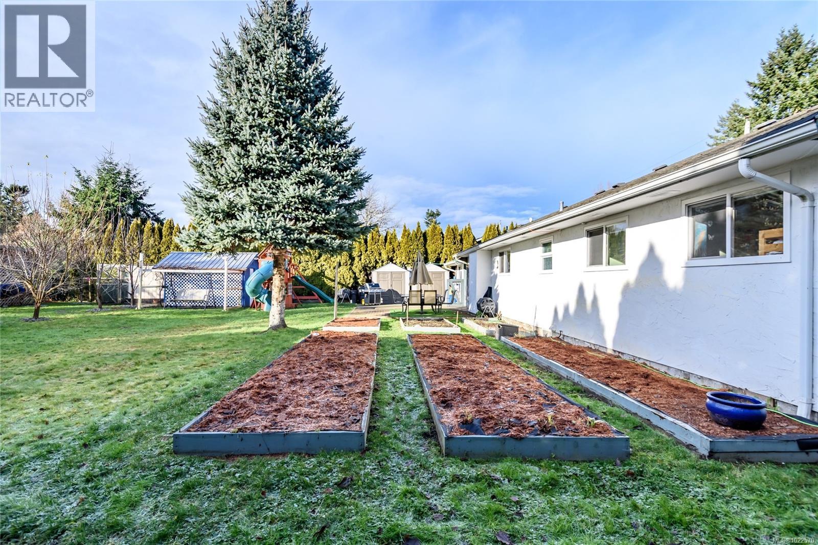 1935 Cousins Ave, Courtenay, British Columbia V9N 3N4 - Photo 43 - 1022570