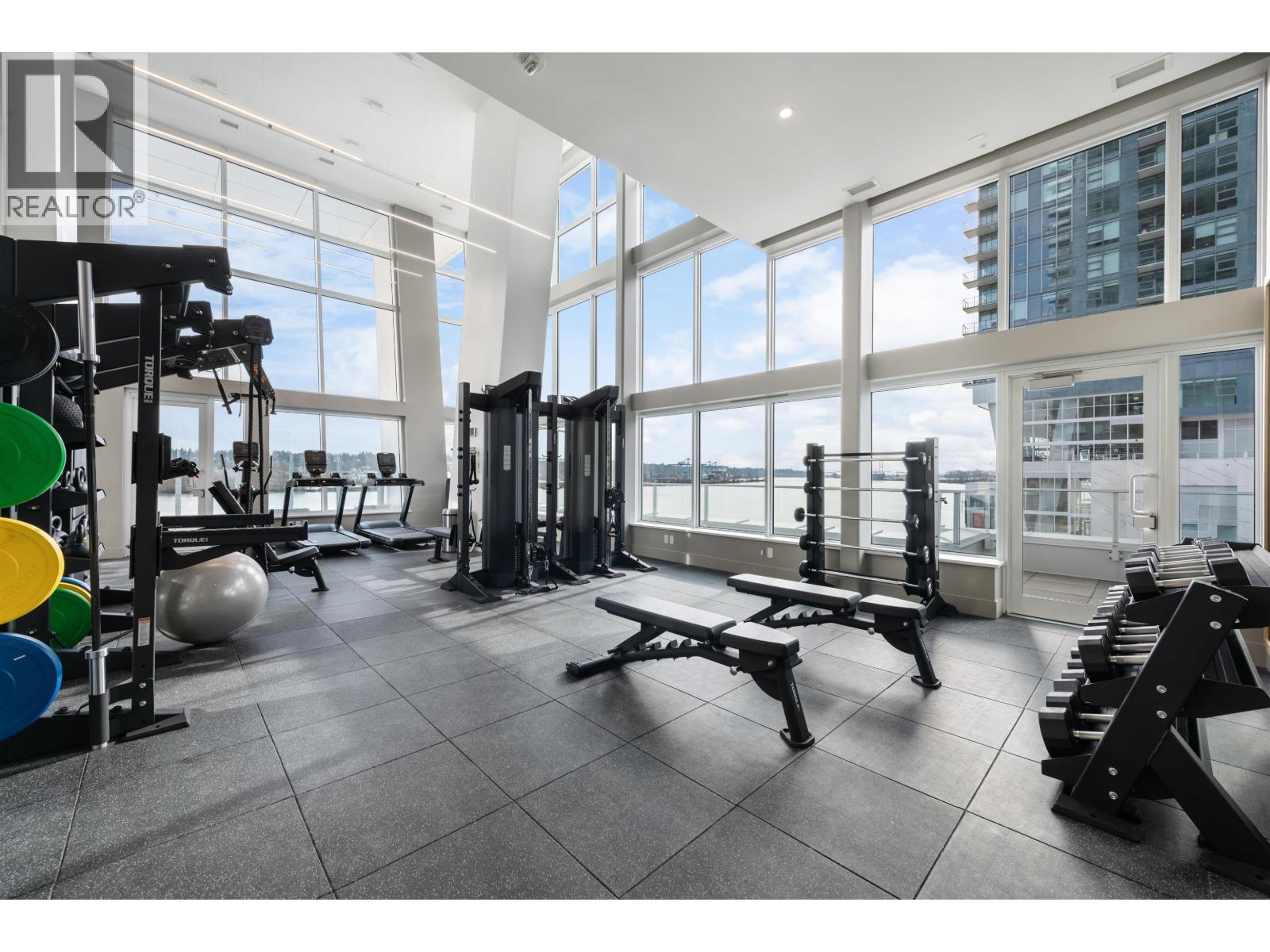 1703 660 Quayside Drive, New Westminster, British Columbia V3M 0P1 - Photo 31 - R3076560