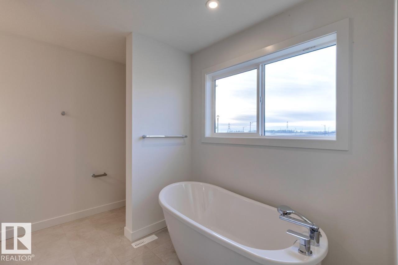 923 18 Av Nw, Edmonton, Alberta  T6T 2X3 - Photo 36 - E4469196