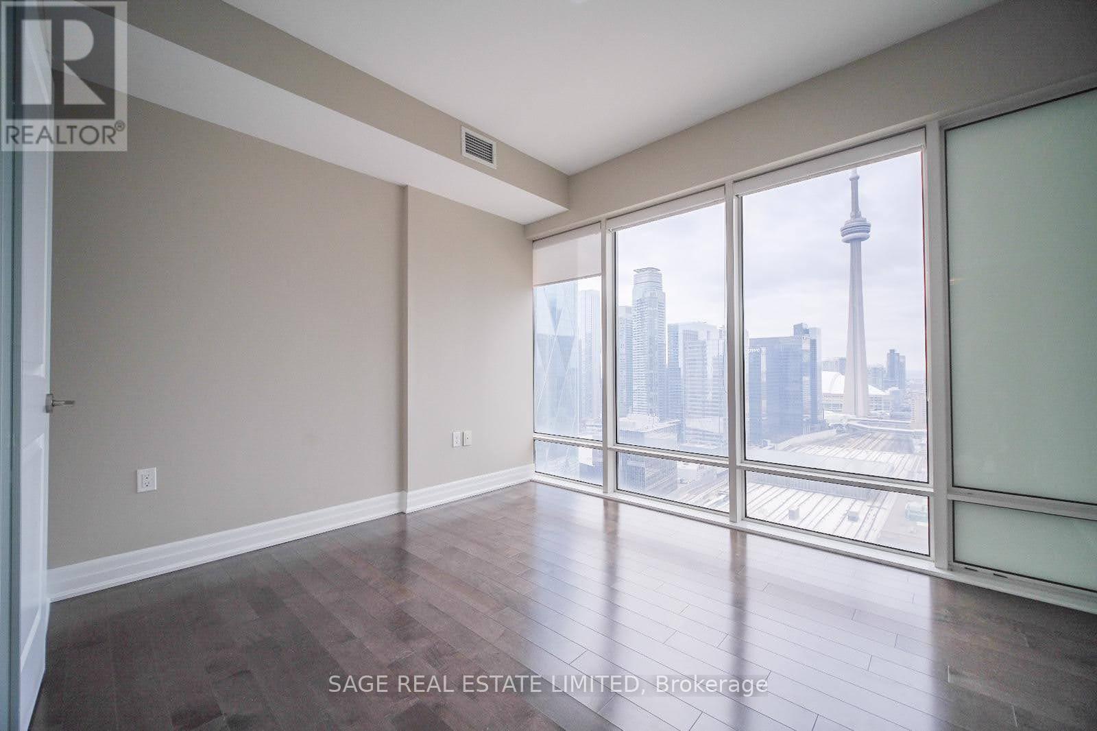 3002 - 8 THE ESPLANADE, Toronto, Ontario