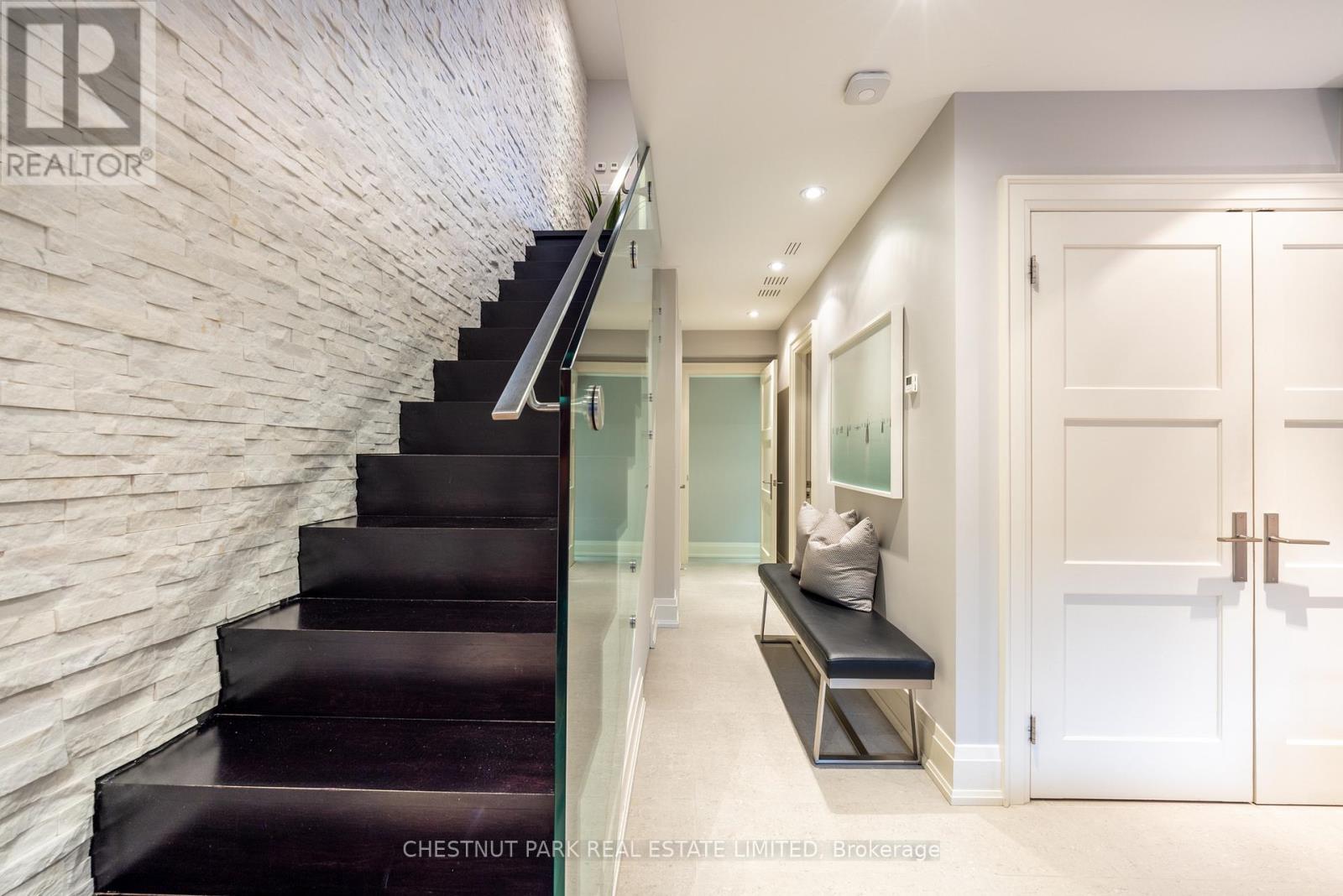 70 Summerhill Gardens, Toronto, Ontario  M4T 1B4 - Photo 26 - C12669708