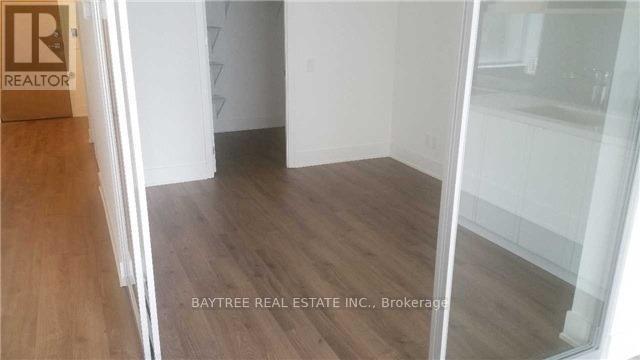 403 - 111 St Clair Avenue W, Toronto, Ontario  M4V 1N5 - Photo 5 - C12669764