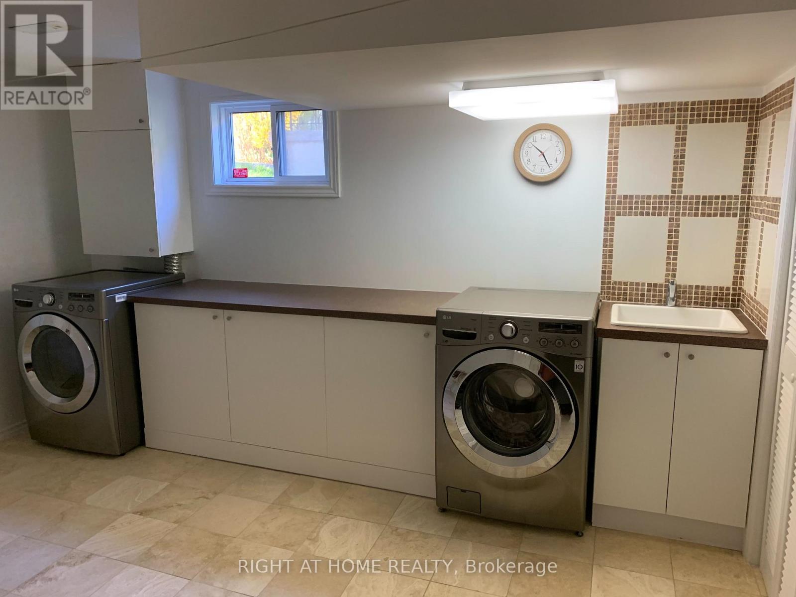 66 Dewlane Drive, Toronto, Ontario  M2R 2P8 - Photo 17 - C12669786