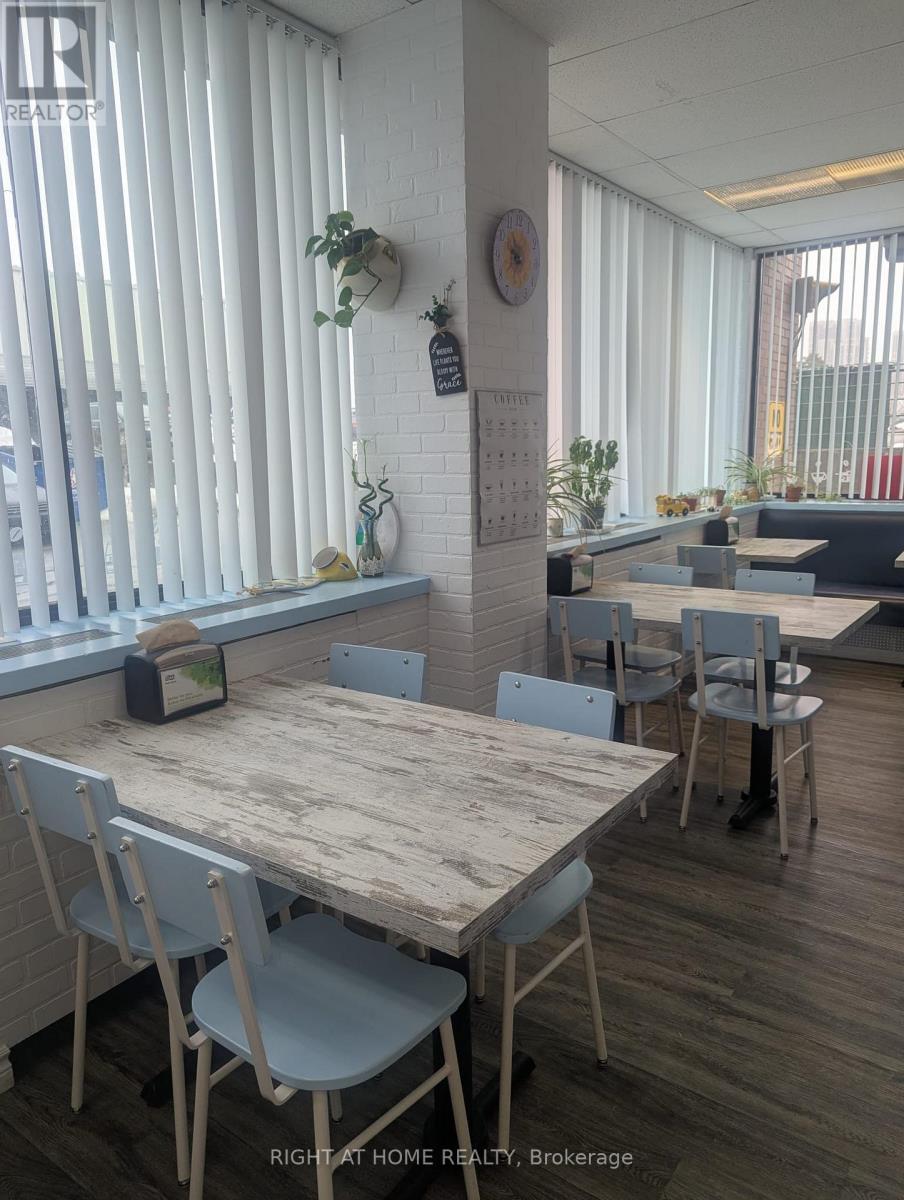 111 - 40 Wynford Drive N, Toronto, Ontario  M3C 1J5 - Photo 10 - C12669790