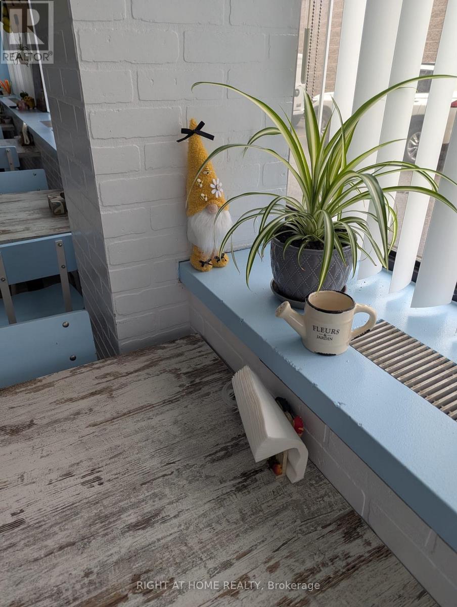 111 - 40 Wynford Drive N, Toronto, Ontario  M3C 1J5 - Photo 8 - C12669790