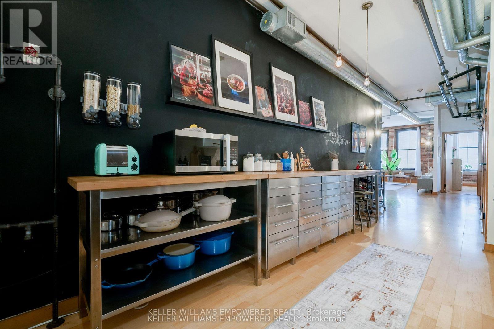 5 - 189 Queen Street E, Toronto, Ontario  M5A 1S2 - Photo 6 - C12669846