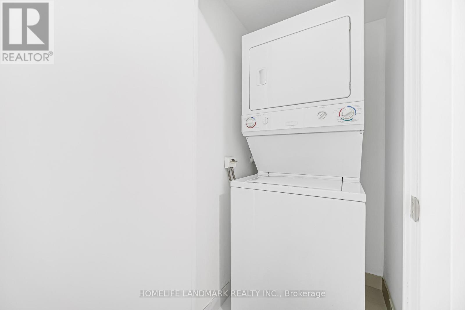 Unit 811 - 4k Spadina Avenue, Toronto, Ontario  M5V 3Y9 - Photo 12 - C12669870