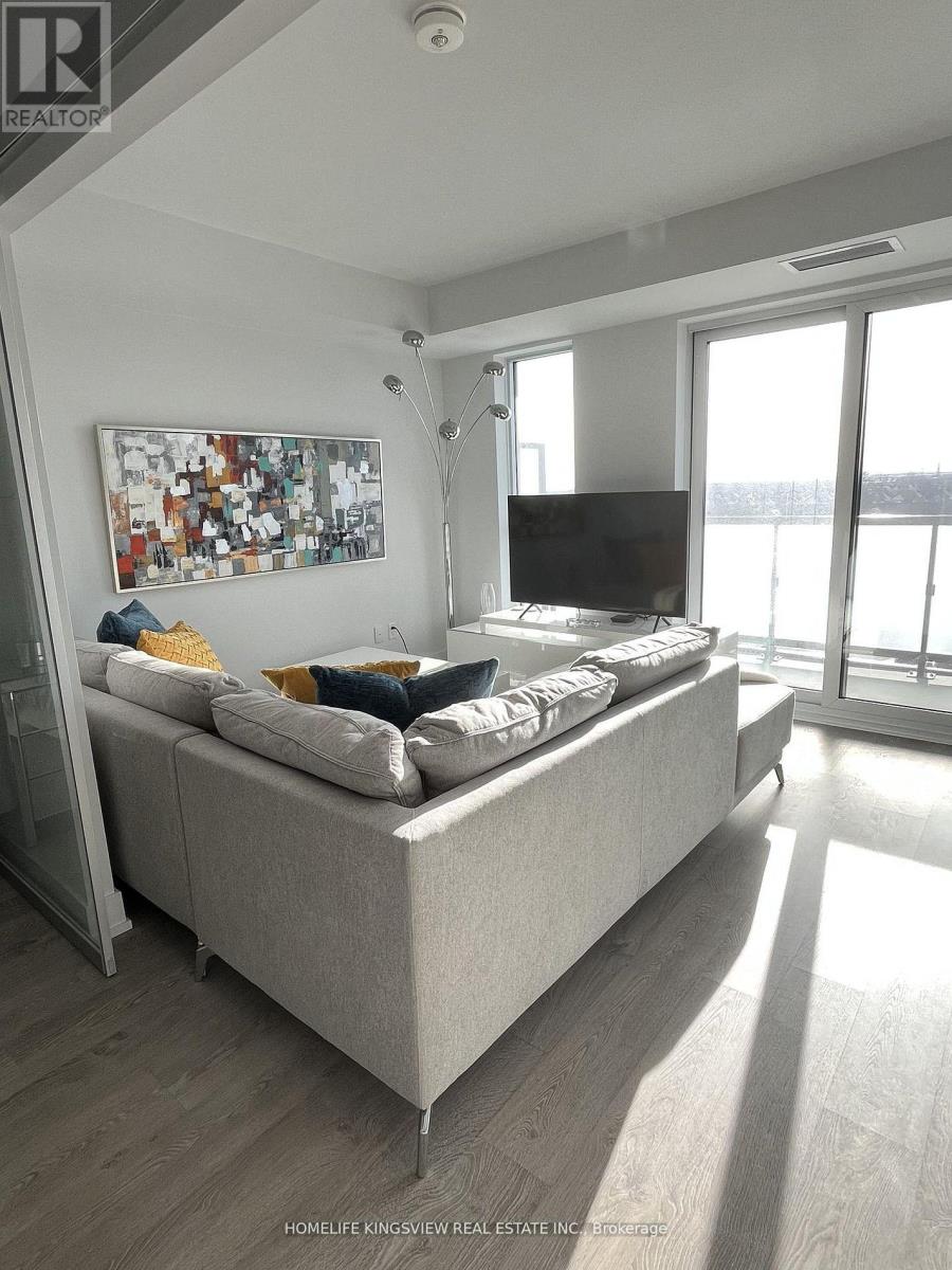 501 - 2550 Simcoe Street N, Oshawa, Ontario  L1L 0R5 - Photo 2 - E12669766