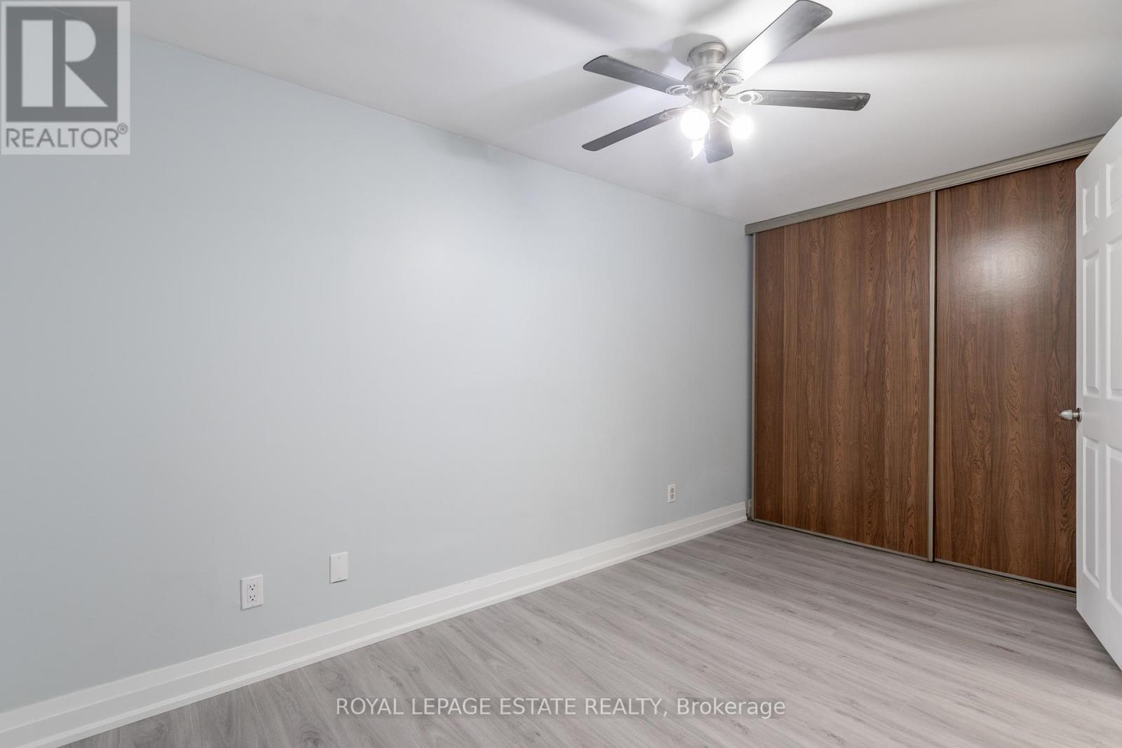 1040 Victoria Park Avenue, Toronto, Ontario  M4B 2K1 - Photo 22 - E12669778