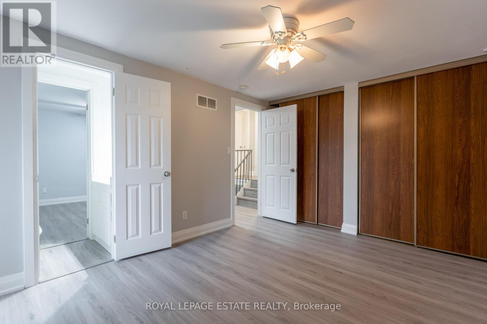 1040 Victoria Park Avenue, Toronto, Ontario  M4B 2K1 - Photo 24 - E12669778