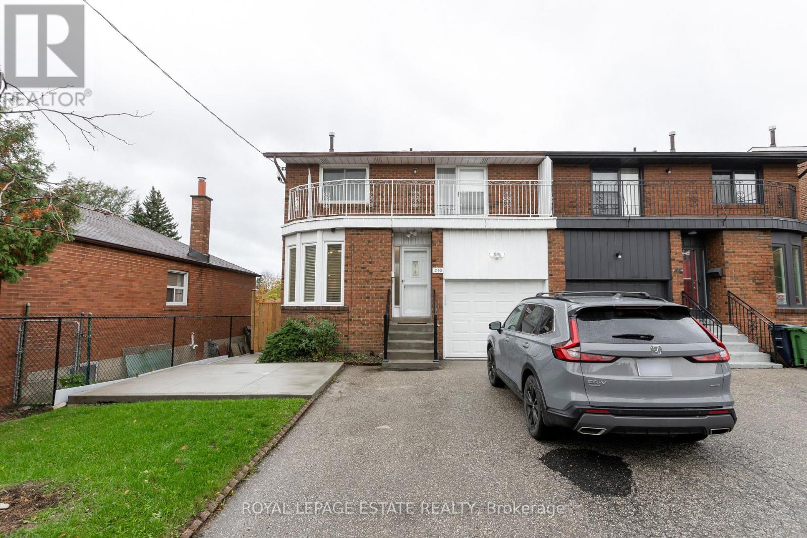 1040 Victoria Park Avenue, Toronto, Ontario  M4B 2K1 - Photo 31 - E12669778