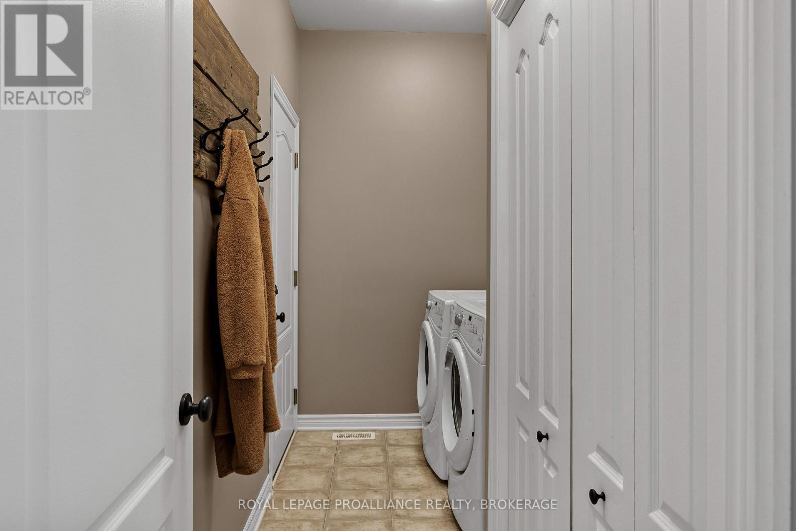 831 Augusta Drive, Kingston, Ontario  K7P 0E3 - Photo 14 - X12669642