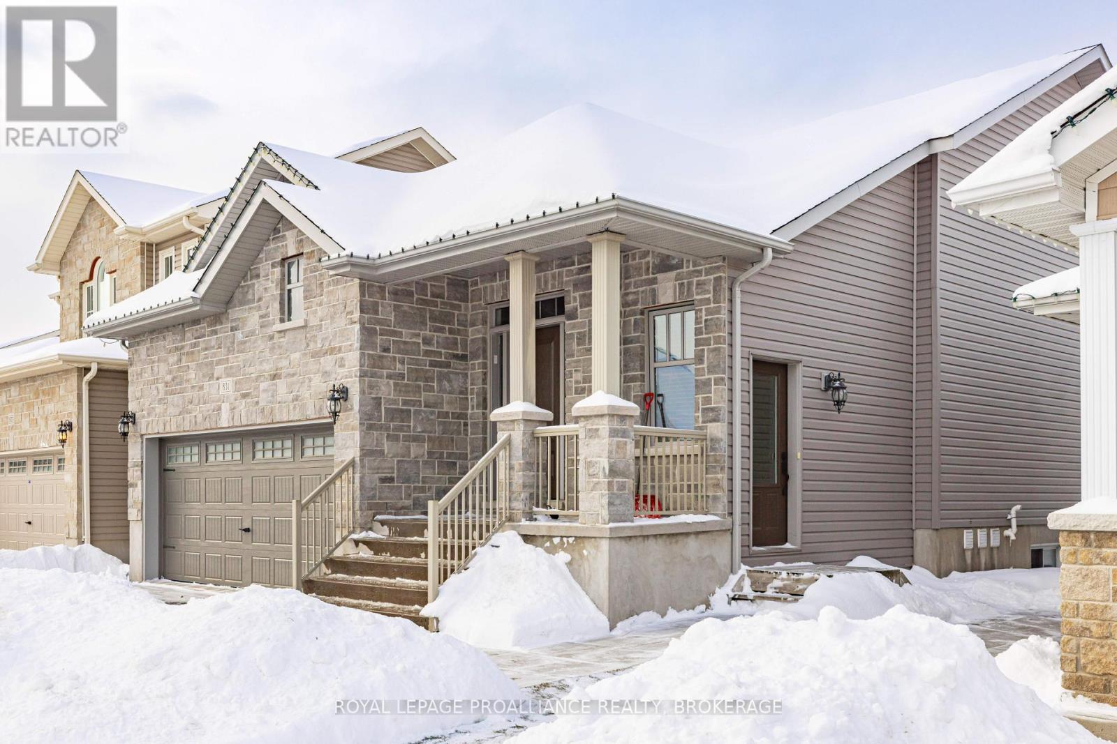 831 Augusta Drive, Kingston, Ontario  K7P 0E3 - Photo 2 - X12669642